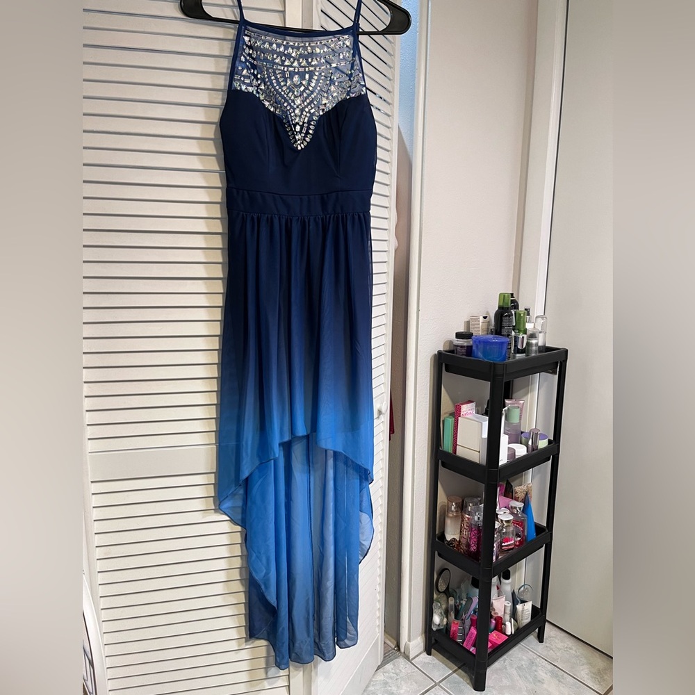 Juniors Blue Ombré High Low Dress, Size 3/4.